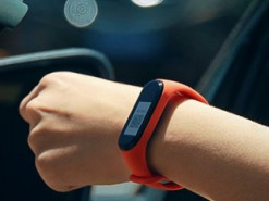Опубликовано живое фото Xiaomi Mi Band 4