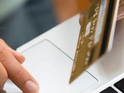 Грошова допомога переселенцям: ТОП-5 поширених схем шахраїв