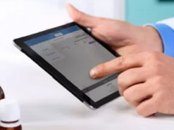 Українцям пояснили, чи можна отримати електронний рецепт на "Доступні ліки" по телефону