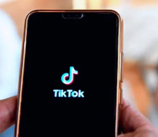 Масштабна атака. TikTok усунула вразливість, що дозволила хакерам зламати акаунти CNN і Періс Гілтон