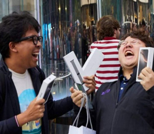 Перевірили автономність iPhone 16 Pro Max проти інших флагманів: хто вийшов переможцем