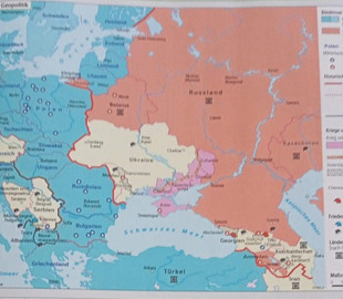 У Німеччині помітили атласи з анексованими територіями України, які суперечливо позначені