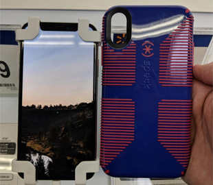 Крупнейшая торговая сеть США уже получила чехлы для новых iPhone