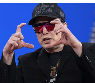 Маск використовує ШІ для моніторингу федеральних службовців США — Reuters