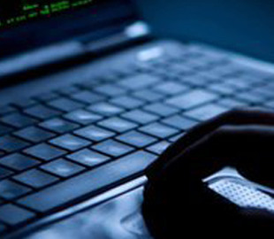 "Бойтесь и ждите худшего": ночью хакеры атаковали правительственные сайты