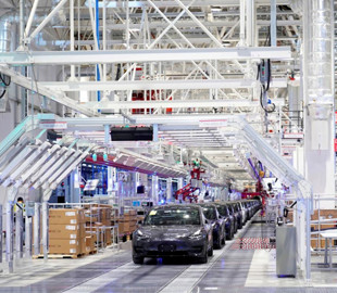 Tesla получила добро на продажу изготовленных в Китае Model 3 с большим запасом хода