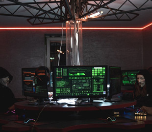 Кібератака на Viasat тимчасово паралізувала зв'язок в Україні та ЄС – ЗМІ