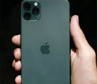 Apple показала, что iPhone не следит за пользователями