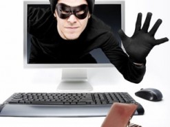 В Украине аферисты при помощи дозвонов воруют деньги с банковских карт