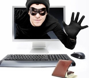 В Украине аферисты при помощи дозвонов воруют деньги с банковских карт