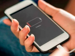 Названо додатки, які найбільше розряджають батарею смартфона