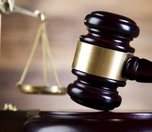 Два американські мовники подали до суду після наказу Трампа припинити їх фінансування