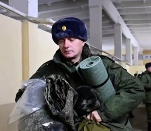 Мобілізація у Росії: дружини вимагають повернути своїх чоловіків, яких відправляють на фронт без підготовки