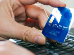 Троє українців віддали шахраям 68 тисяч гривень