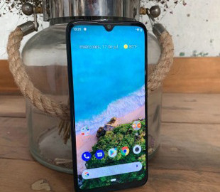 Xiaomi объявила дату релиза Android 10 для смартфона Mi A3