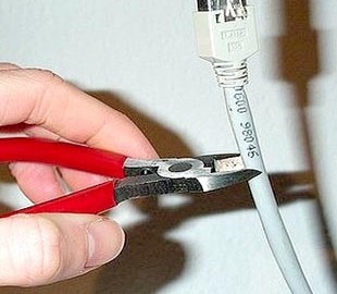 В Северодонецке задержали похитителей интернет-кабеля