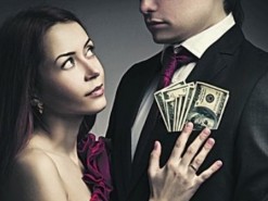 Пара интернет-аферистов получила 2 года условно за продажу несуществующих товаров