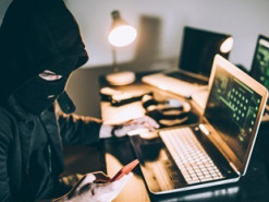 Чоловік хотів придбати автозапчастини в інтернеті, а втратив 60 тисяч гривень