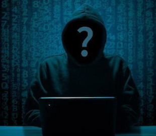 Предлагают деньги: украинцев предупреждают о мошенниках