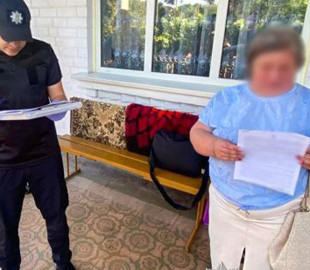 На Рівненщині викрили аферистку, яка видурила у бійця ЗСУ 360 тисяч під приводом купівлі авто
