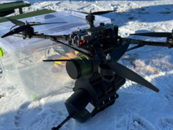 В Україні продемонстрували оптоволоконну систему управління для різних дронів