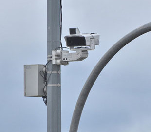 Злостные нарушители: Геращенко опубликовал номера авто, которые превышали скорость на дорогах