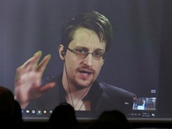 Сноуден похвалил Дурова за дух сопротивления