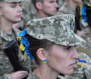 Як і чоловікам. Військовозобов'язаним жінкам заборонять виїзд за кордон