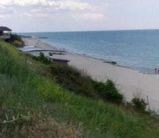 Пустыня без выхода в интернет: реалии курортного сезона в оккупированной Кирилловке. ФОТО