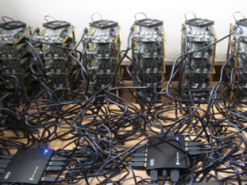Майнеры бегут из Украины: доля страны в мировом майнинге упала с 60% до 3%