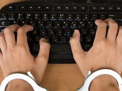 На фоне событий в Казахстане Туркменистан ужесточает контроль за интернетом