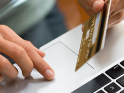 В Україні судитимуть інтернет-шахрая, який продав неіснуючих товарів на 2 млн гривень