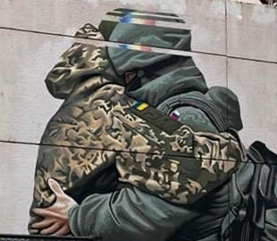 В Австралії намалювали скандальний мурал із бійцем ЗСУ та російським окупантом