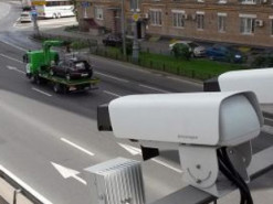 Автомобили BMW научились предупреждать о дорожных камерах