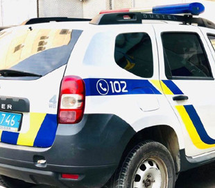 Знімали кошти з банківських карток: на Дніпропетровщині поліція накрила шахрайський call-центр