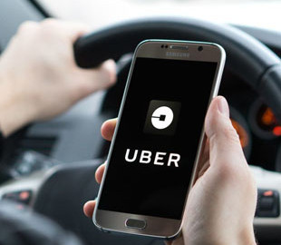 Uber подала иск против штата Калифорния, обвинив его в нарушении конституционных прав водителей