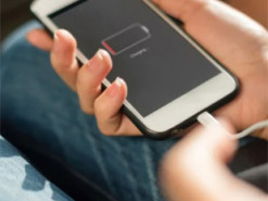 Додатки-паразити швидко розряджають батарею смартфонів: як їх виявити та відключити