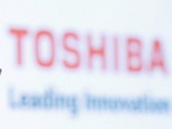Toshiba не планирует продавать долю в полупроводниковом бизнесе