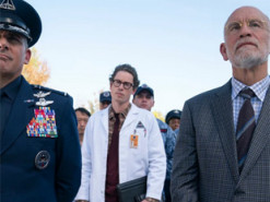 Netflix продлил на второй сезон сериал со Стивом Кареллом "Космические силы"