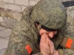 "Забудь мене, військкомат": росіянам втюхують "магічні" свічки для захисту від мобілізації