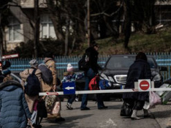В Болгарії продовжили безплатне проживання біженців у готелях: названі терміни