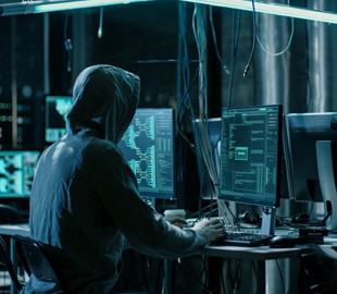 Для зламу телефона достатньо однієї SMS-ки: користувачів Android попереджають про небезпеку