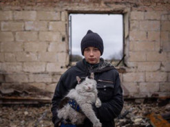 "У нашому народі – величезна сила" – Зеленський показав щемливі кадри війни і єдності