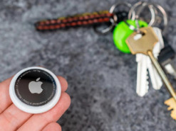 Невідомий AirTag поруч: як зрозуміти, що за вами стежать через трекер