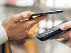 Безопасные платежи через смартфон: как защитить гаджет с NFC от мошенников