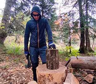 Російський IT-фахівець уже місяць живе у лісі, щоб уникнути мобілізації