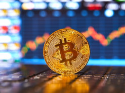 Цена биткойна превысила 10 тыс. долларов