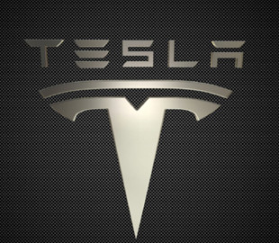 Аналитики говорят о связи стоимости акций Tesla с упоминанием бренда в сети