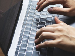 Латвия запретила сайт пропагандистов Кремля из-за лжи об Украине