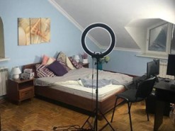 В жилом доме Киева обнаружили онлайн-порностудию